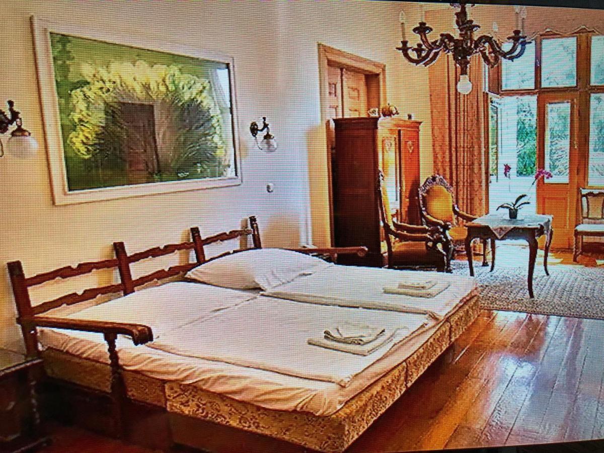 ブダペスト Kalmar Panzio Bed & Breakfast エクステリア 写真