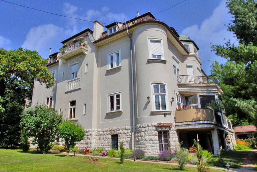 ブダペスト Kalmar Panzio Bed & Breakfast 部屋 写真